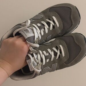 Women’s new balance classic 574 shoes